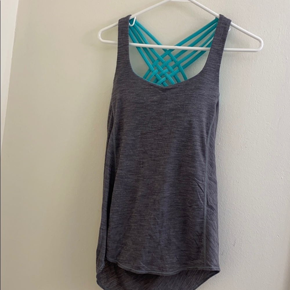 EUC Lululemon Top